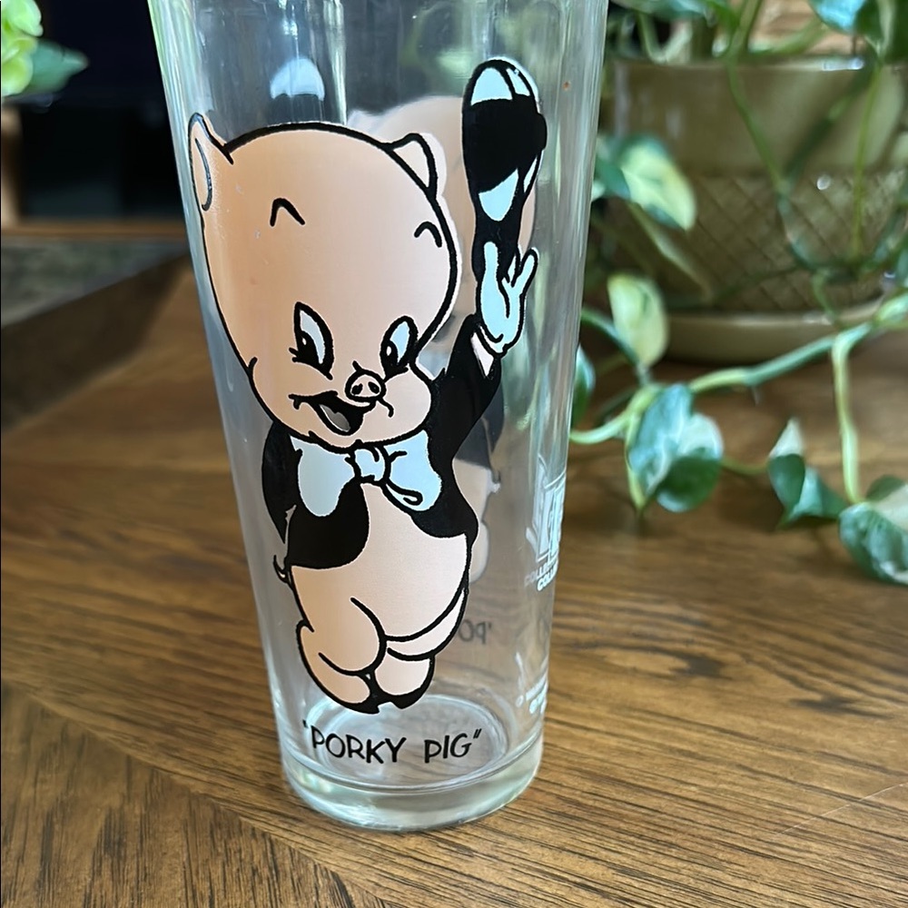 Warner Bros. Porky Pig Glass Tumbler